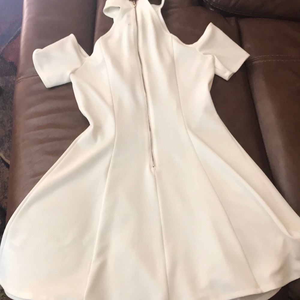 Dress - Picture 2 of 3